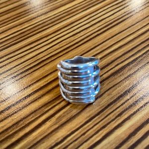 No de 50 Ring size 7